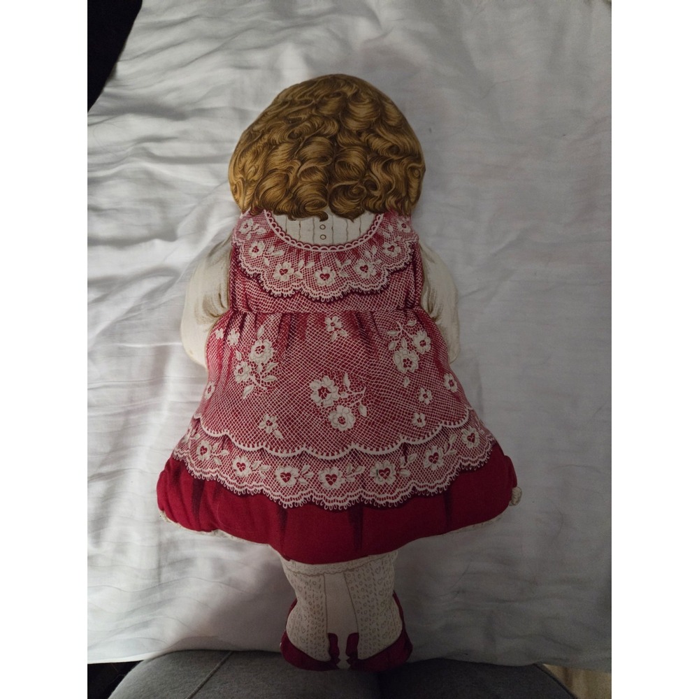 Vtg 18" Victorian Girl & basket of Hearts Printed Fabric Homemade Plush Pillow - Picture 2 of 2